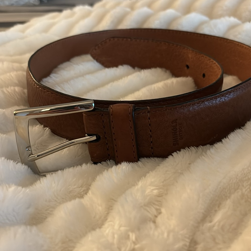 Men’s Shinola leather belt
